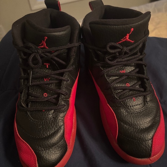 Air Jordan 12 Retro Flu Game Size 2Y - Picture 1 of 7